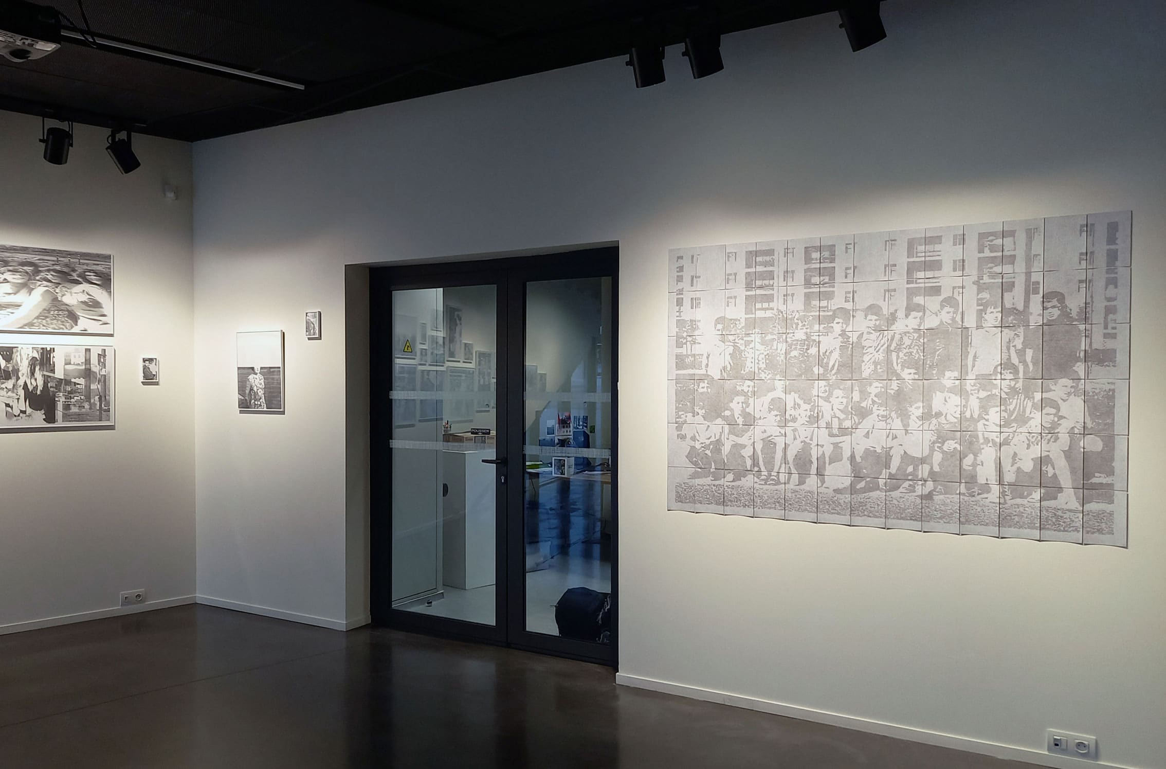 Vue exposition Histoires de memoire Galerie dart contemporain Mourenx 2022